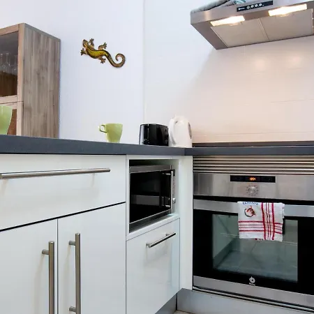 206 Angeles Appartement *