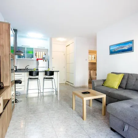 206 Angeles Апартаменты Арона
