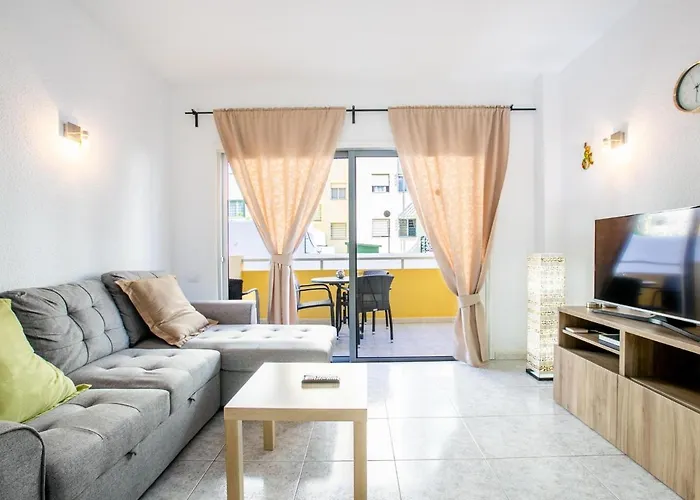 206 Angeles Apartman Arona